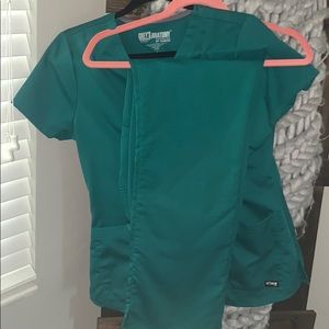 Grey’s Anatomy Barco Scrub Set